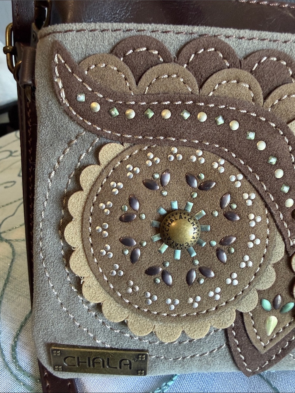 Chala Owl Crossbody Bag - Picture 2 of 9